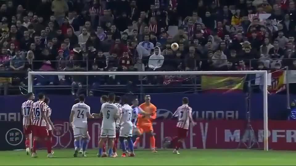 “苏超”带来了什么？泰州队小将武之程：带动了江苏的GDP