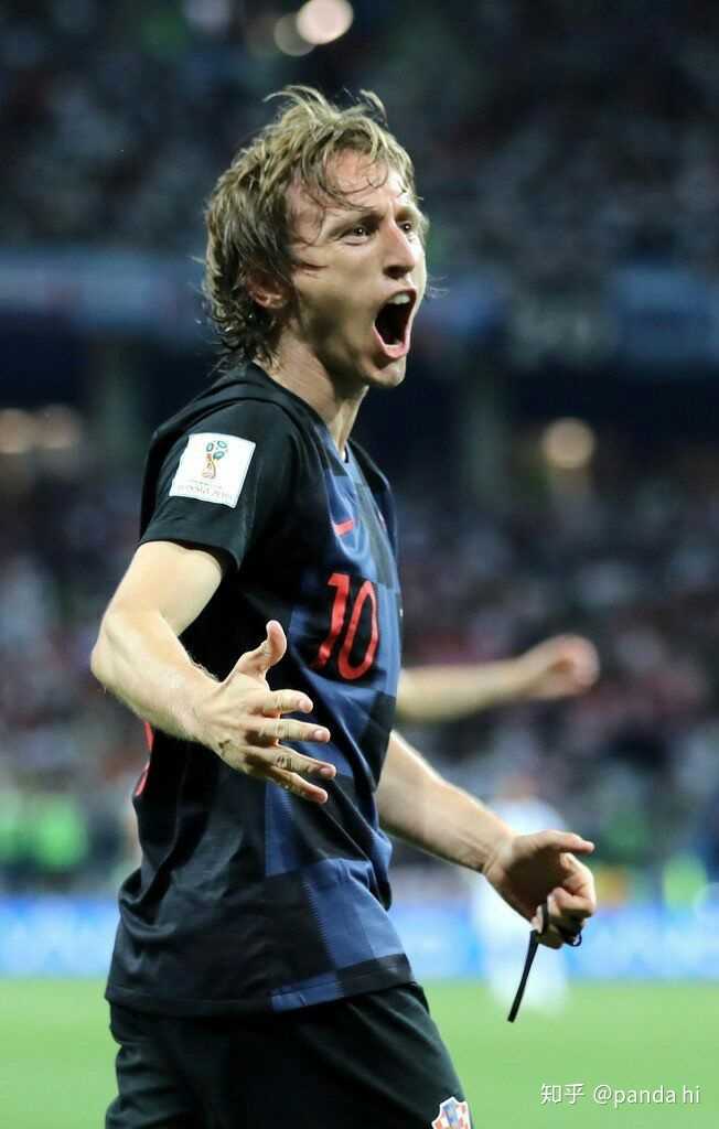 踢球者：拜仁正密切关注格里马尔多，希望其替代格雷罗